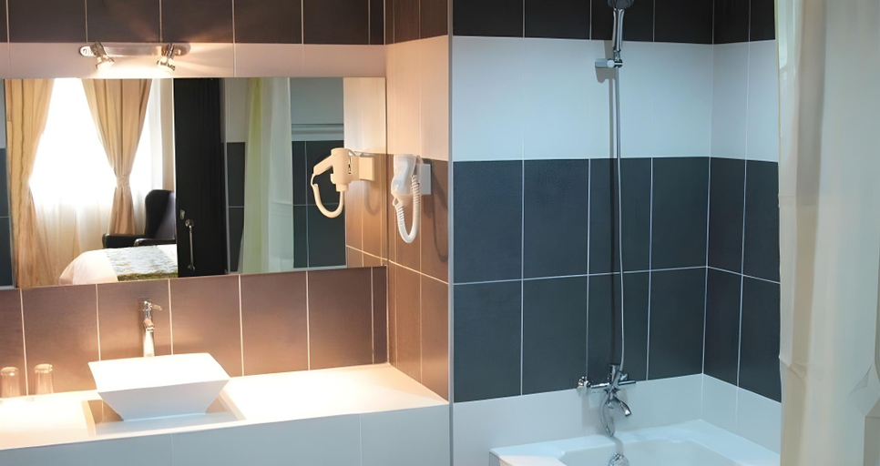 Bathroom 3, Alamis City Kuala Lumpur - Formerly EDC Hotel Kuala Lumpur, Kuala Lumpur