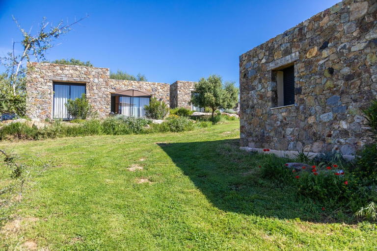 Others 5, Les Bergeries du Domaine de Pinelli, Haute-Corse