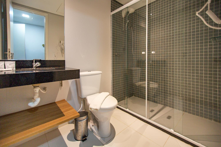 Bathroom 3, 360 Praca da Arvore, São Paulo