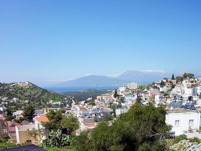 Others 5, Villa in Hersonissos with Lush Garden, Crete