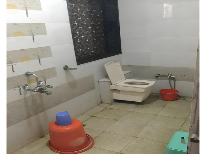 Bathroom, Hotel Jai palace Wardha, Wardha