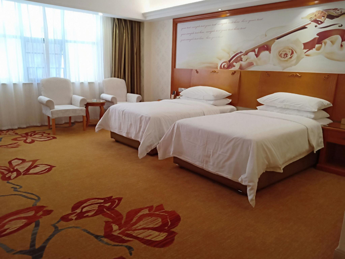 Bedroom 2, Vienna Hotel Hunan Shaoyang South Railway Station, Shaoyang