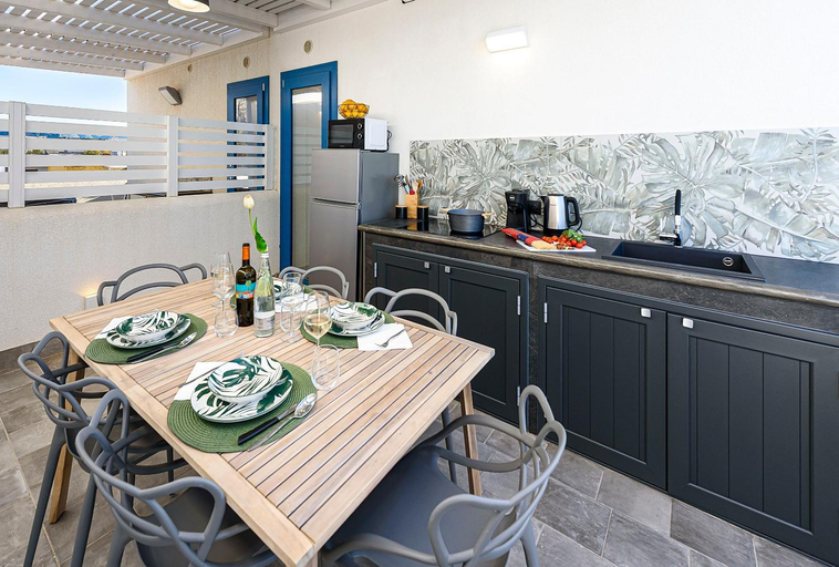 Others 5, Residence Luce del Mare, Trapani