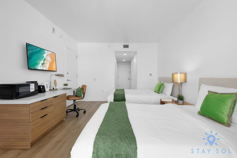Bedroom, Stylish Apartment Near Beach, Broward