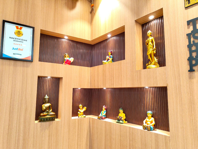 Others 5, Goroomgo BNK Grand Varanasi, Varanasi