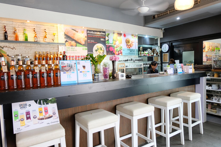 Food & Drinks 3, Baan Poon Apartment , Ko Samui