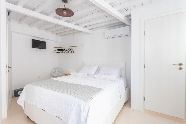 Bedroom 2, aniko suites Chora, South Aegean