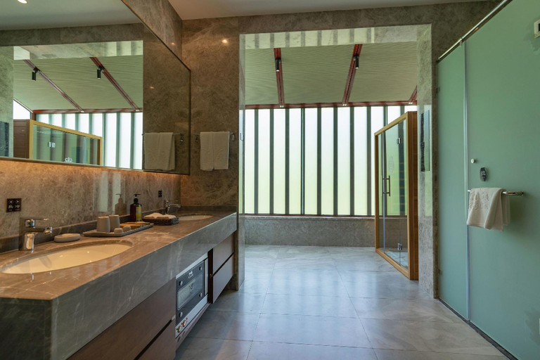 Bathroom 4, Xinxing Xiangshun Xiangwo Hotel, Yunfu