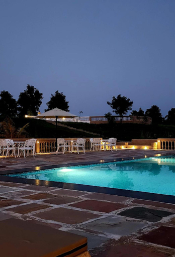 Others 2, Mulberry Manor, Hoshangabad