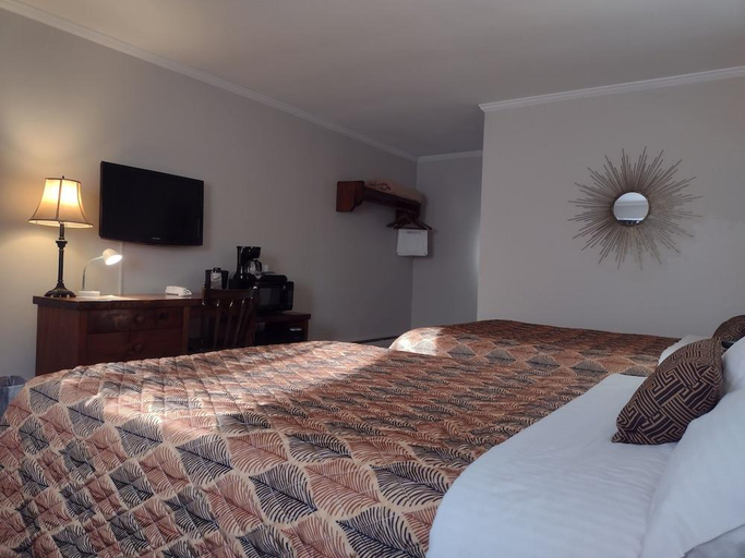 Bedroom 3, The Lodge at West River, Windham