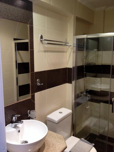 Bathroom 5, Oasis Apartments, Peloponnese