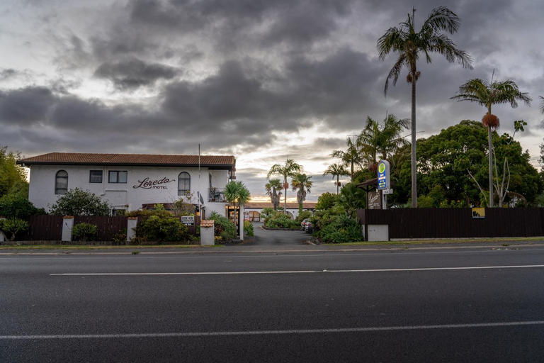 Exterior & Views 2, Loredo Motel, Far North
