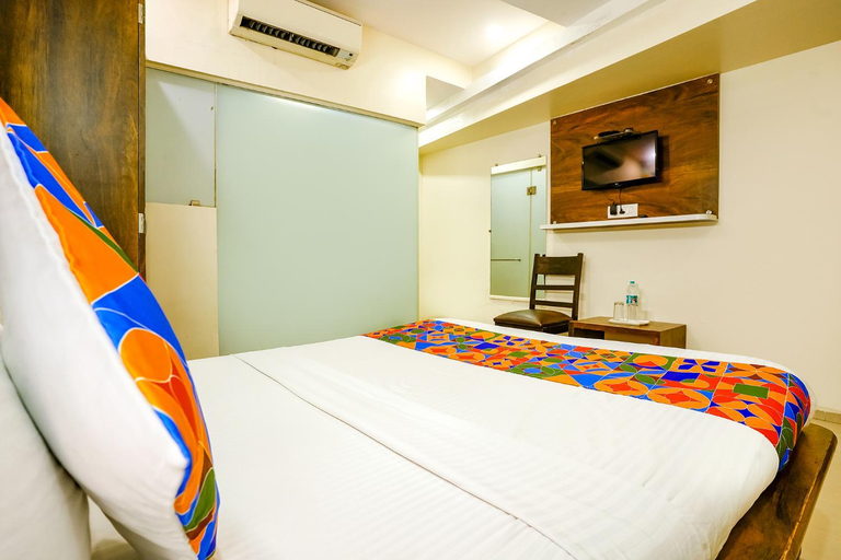 Bedroom 5, Hotel Kwality Inn By Naivedhya Treat, Thane