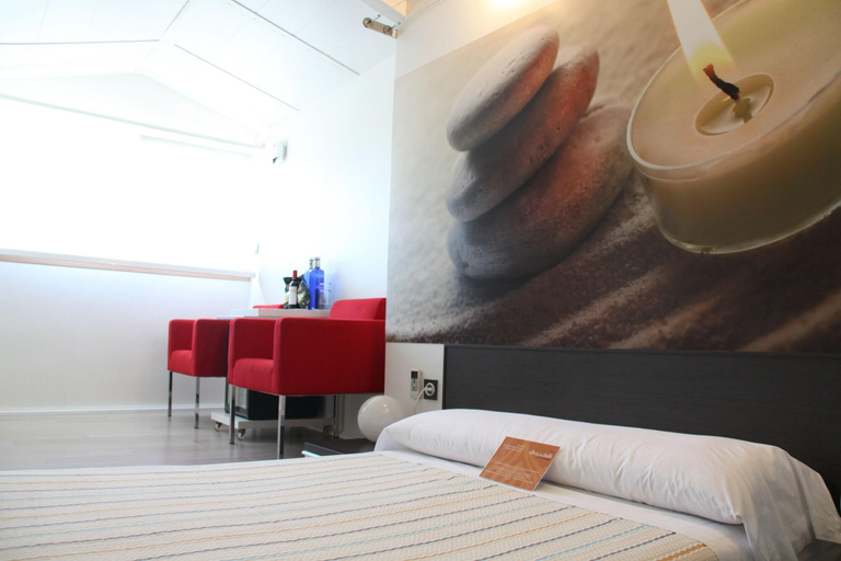 Bedroom 3, Punta Monpas, Guipúzcoa