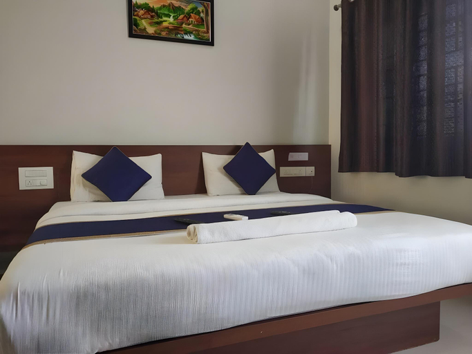 Bedroom 2, Gateway Inn Bangalore Airport, Bangalore Rural