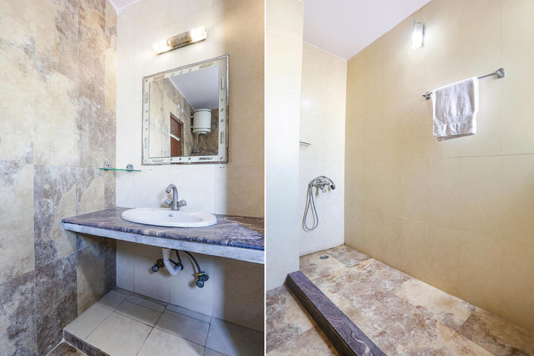 Bathroom 4, Fabexpress Rajdeep Palace, Delhi