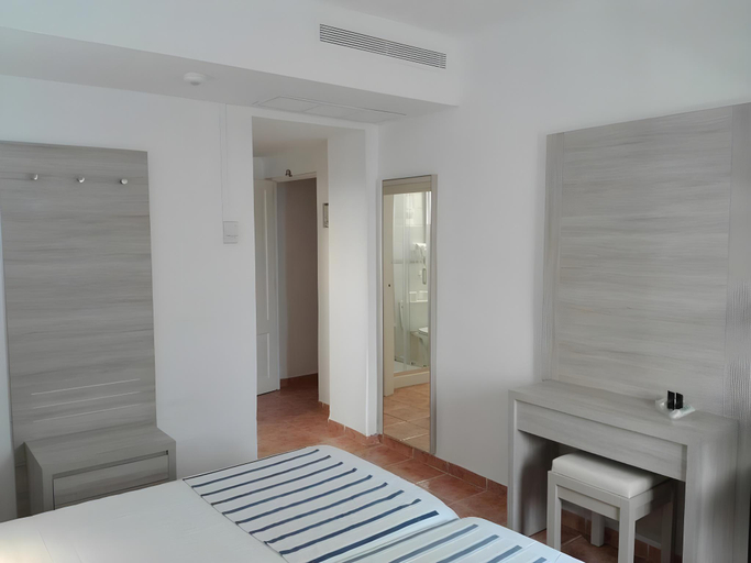 Bedroom 2, Hostal Gami Adults Only, Baleares