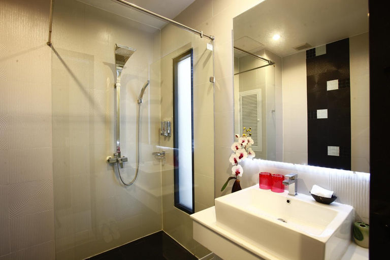 Bathroom 3, @Buasri by Ohm Residence , Phuket Island