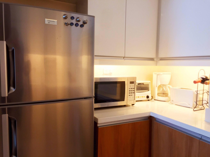 5, Elegant 2BR Apartment in Upscale Fort BGC Fast Wifi, Taguig