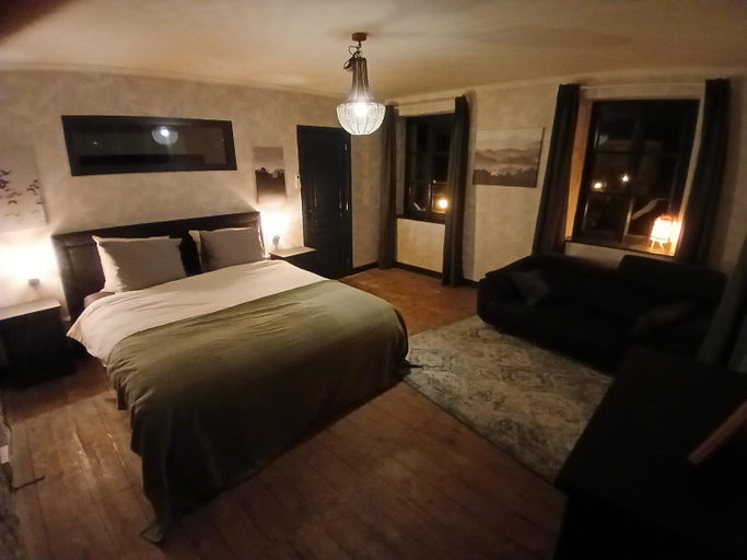 Bedroom 2, Manoir La Cerise, Haute-Saône