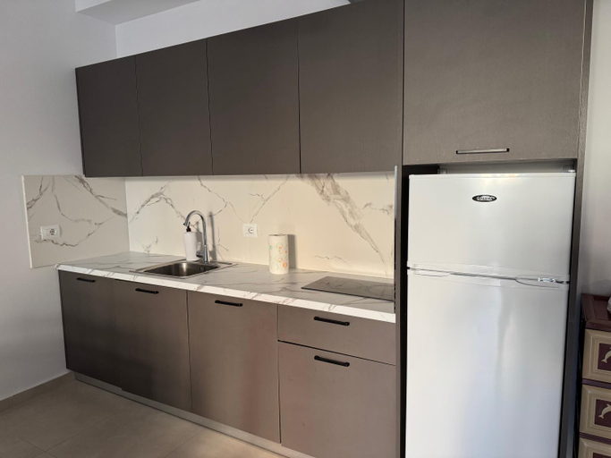 Others 5, Dania Sea View Apartments, Sarandës