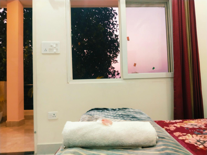 Bedroom 2, Airport luxury nature valley homestay , Dehradun