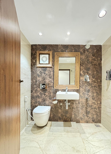 Bathroom 4, Zeenath Taj Gardens, Vellore