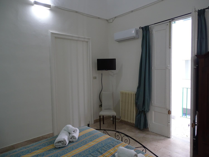 Bedroom 5, b&b new antico palazzo, Lecce