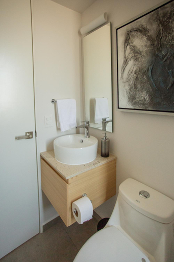 Bathroom 2, LAFAYETTE by MrW, Guadalajara