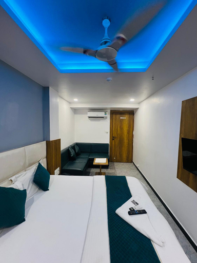 Bedroom 4, Hotel secure inn kadodara road, Surat