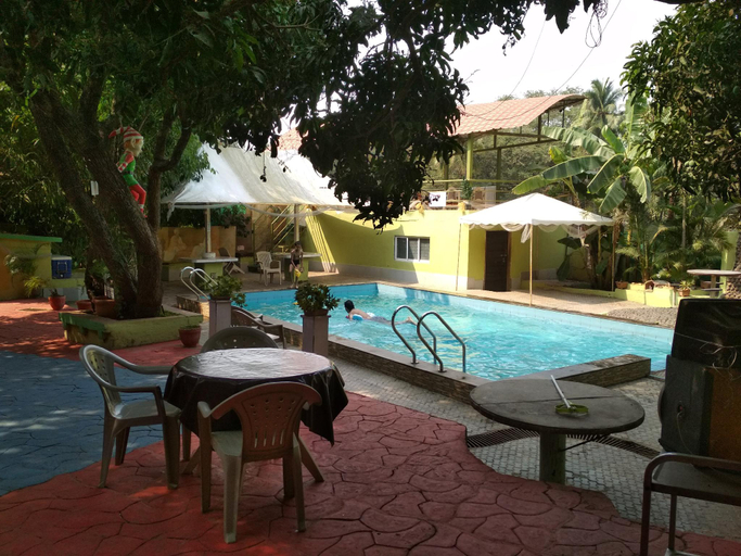Sport & Beauty 4, C Cube Resorts, Mumbai Suburban