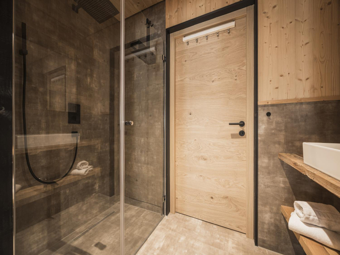 Bathroom 3, Chalet in Bichlbach near Ski Slopes, Reutte