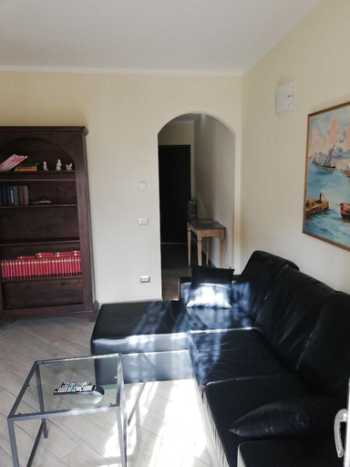 Others 4, B&B Al Calcandola, La Spezia