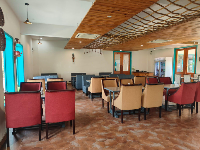 Food & Drinks 4, Arch The Baakhli Corbett , Nainital