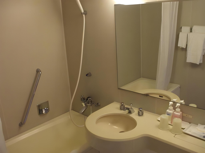 Bathroom 4, APA Hotel Sendai-Kotodai-Koen, Sendai