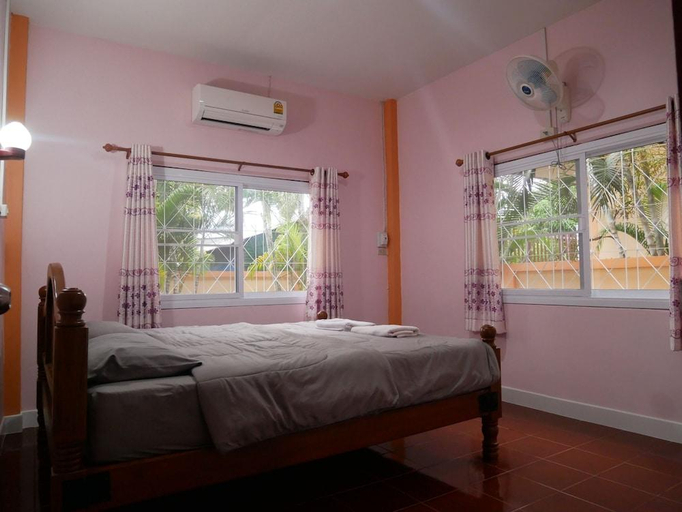 Bedroom 2, Baan Suan Palm Resort, Muang Uttaradit