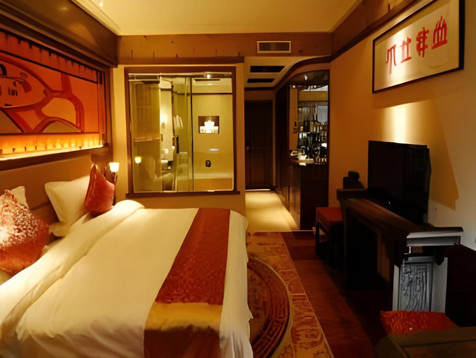 Bedroom 3, Lijiang Golden Path Hospitality Hotel, Lijiang