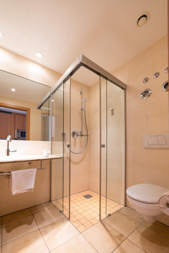 Bathroom 4, med Apart, Erlangen