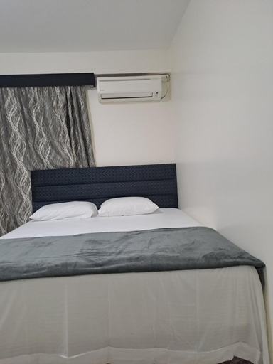 Bedroom, Mead Road Homestay Tours & Transfers Deluxe Flat 2 Bedroom, Rewa