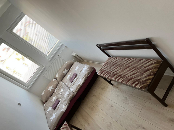 Others 5, Old town room, Košice I
