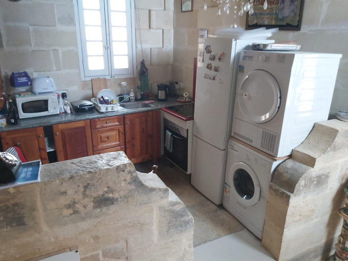 Kitchen 5, 6