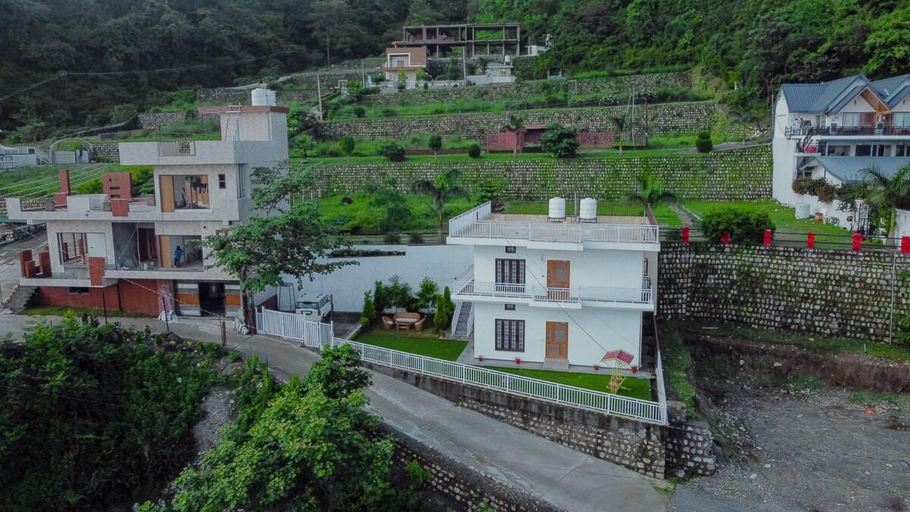 Others 3, Adviga by The StayCationer, Dehradun