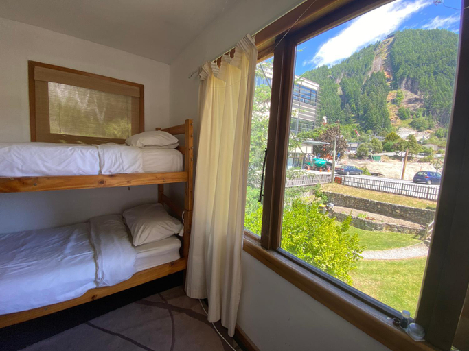 Bedroom 2, The Last Resort QTN, Queenstown-Lakes