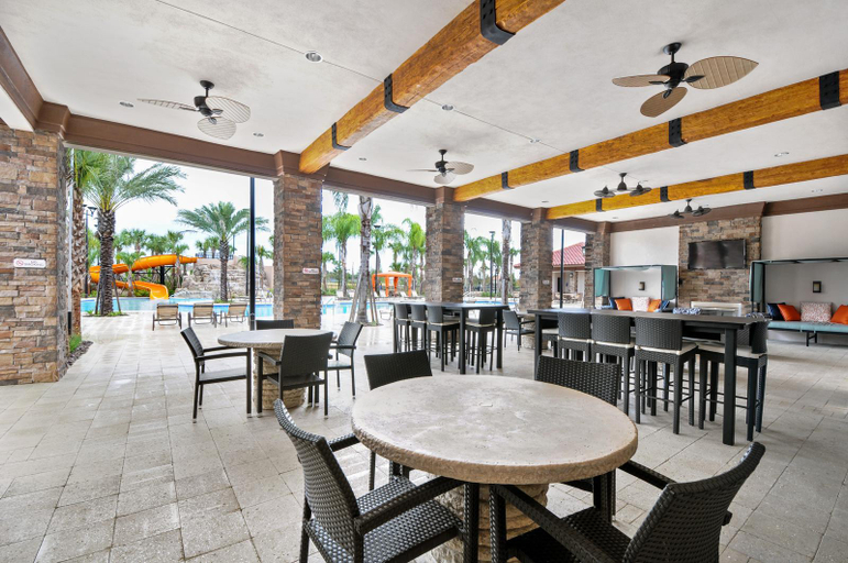 Food & Drinks, Private Pool Villa W/pool Table, On-site Waterpark, Polk