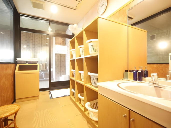 Bathroom 4, Kamisuwa Station Hotel, Shimosuwa
