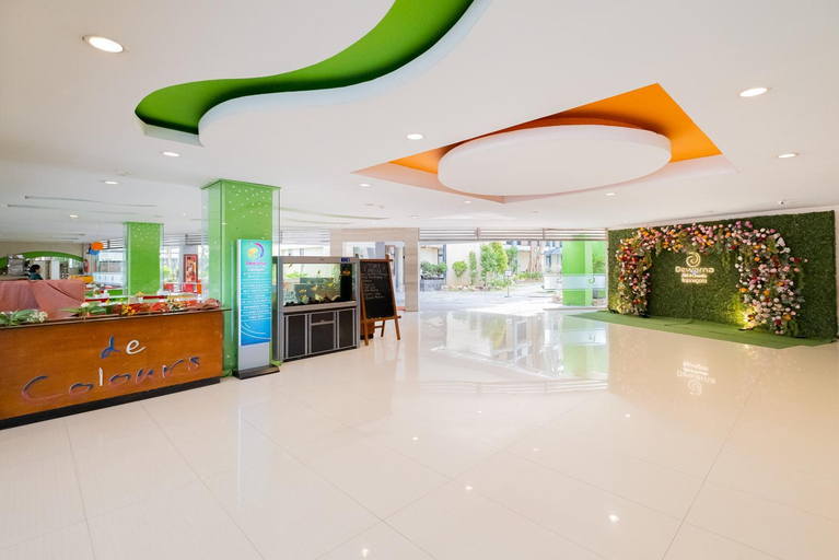 Public Area 3, RedDoorz Premium @ Jalan Veteran Bojonegoro, Bojonegoro
