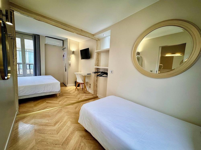 Bedroom 3, Hotel Nation Montmartre, Paris