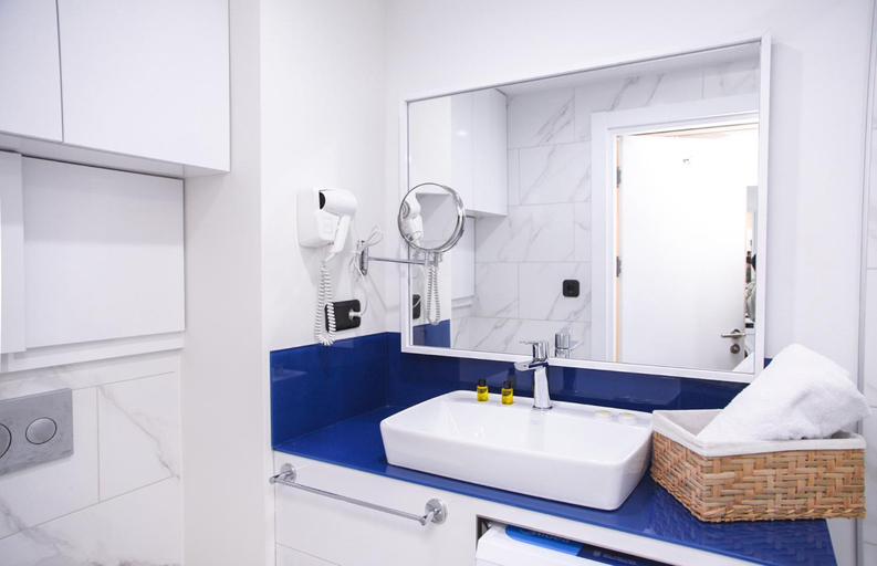 Bathroom 3, Orbi City Sea View - Special Category, Batumi