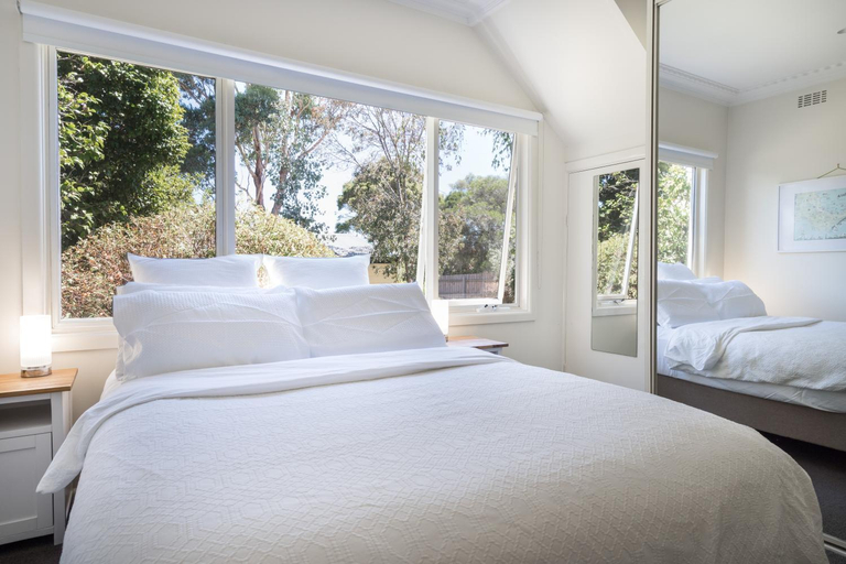 Bedroom 2, Balcombe Retreat Mornington, Melbourne