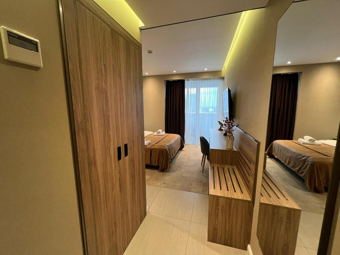 Bedroom 2, Alliance Palace Batumi, Batumi